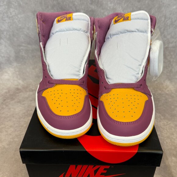 Air Jordan 1 Retro High OG – University Gold/Light Bordeaux | Men’s Size 9 | New main image 6